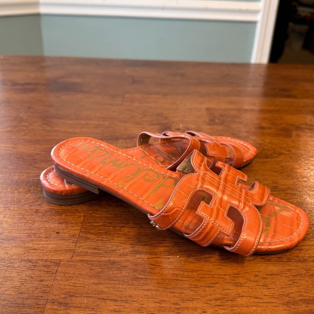 Sam Edelman Bay Slide Sandals Orange Croc Embossed Leather Double E Logo size 8